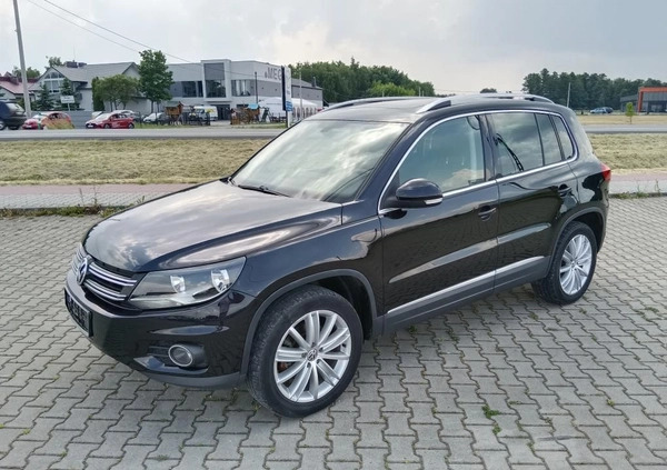 Volkswagen Tiguan cena 39900 przebieg: 230000, rok produkcji 2012 z Stąporków małe 379